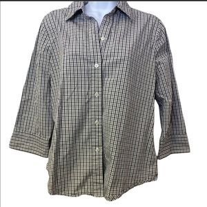 Liz Claiborne Button Up Size M
